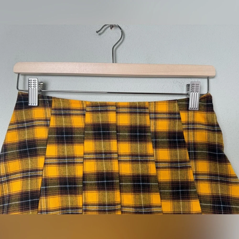 Yellow Plaid Clueless Style Pleated Mini Skirt‎ Size Medium